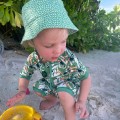 kapelusz-uv-z-wiazaniem-dla-niemowlat.jpg