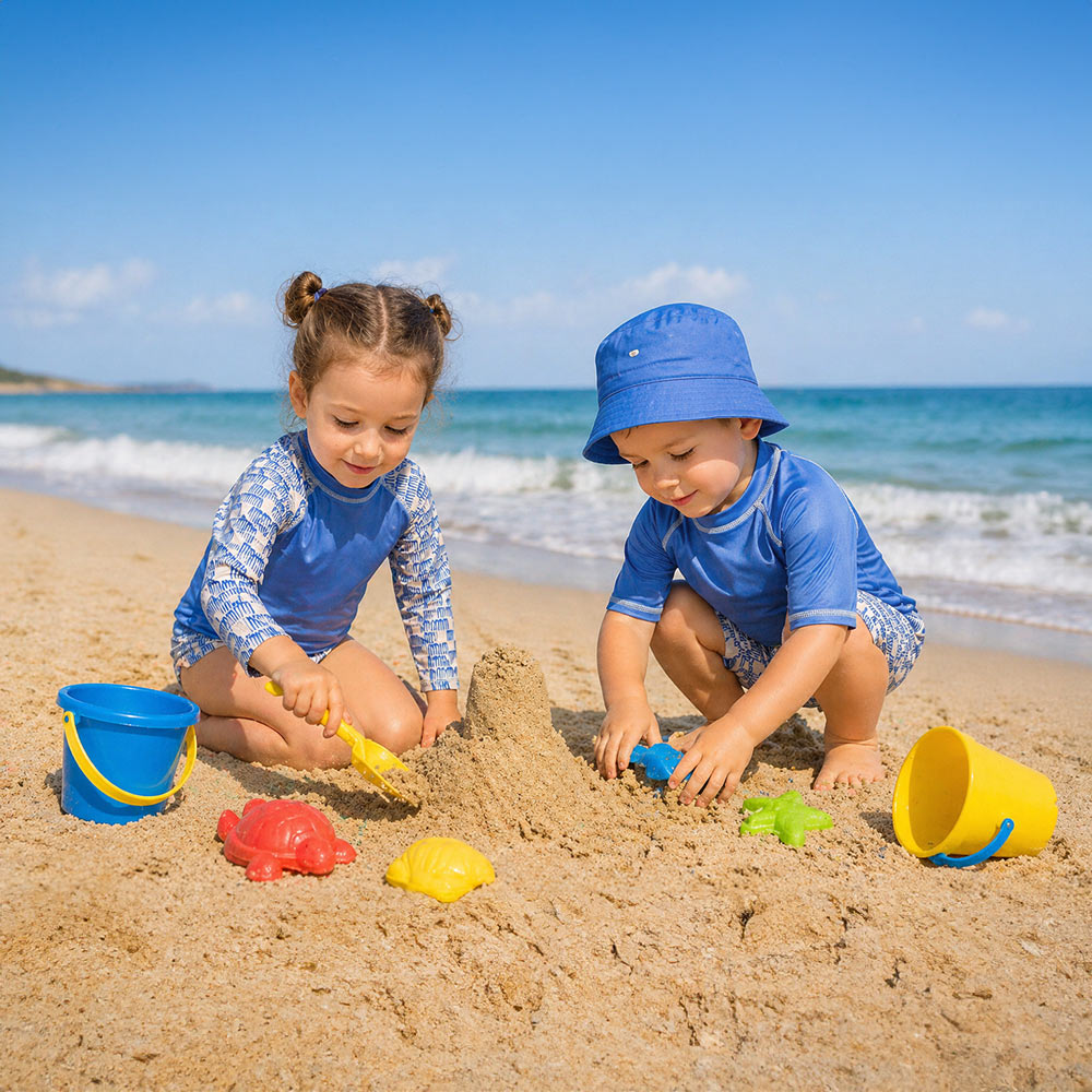 Jaka koszulka UV dla 2 latka? Jak wybrać najlepszy model na plażę i basen